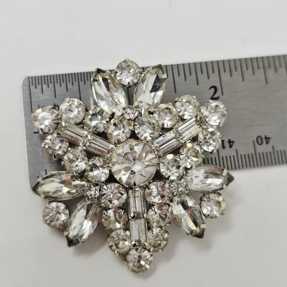 Weiss Rhinestone Brooch